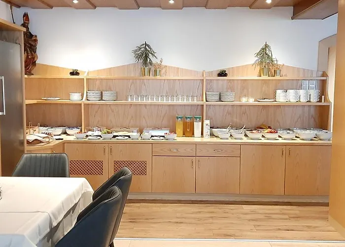 Garni Bergland Отель Нойштифт-им-Штубайталь