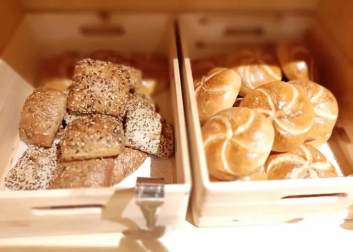 Отель Garni Bergland Нойштифт-им-Штубайталь