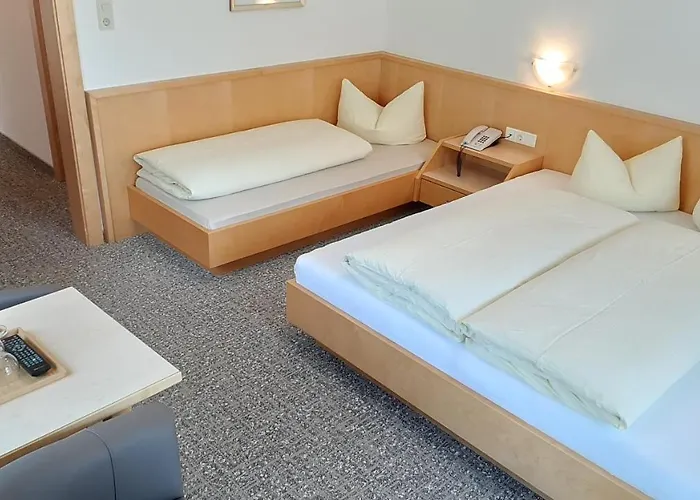 Garni Bergland Отель Нойштифт-им-Штубайталь